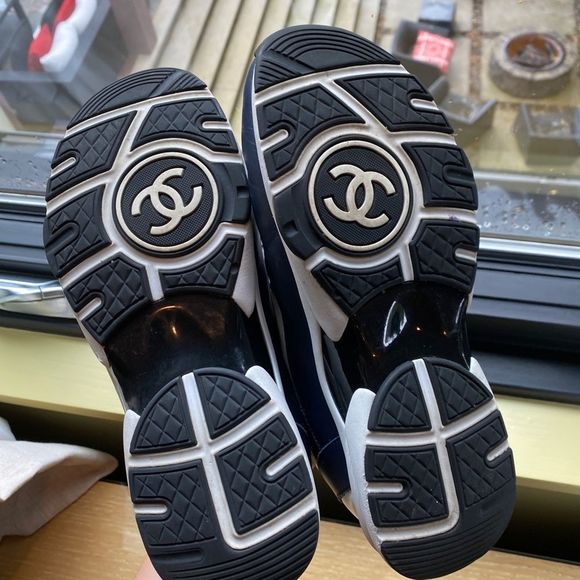 Chanel sneakers - Picture 7 of 8